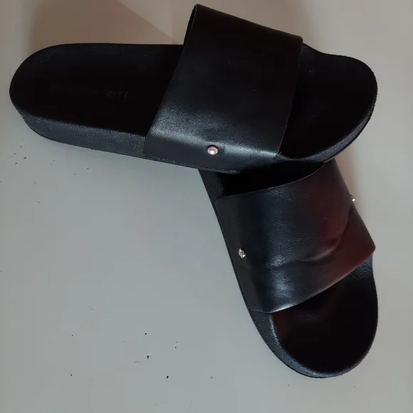 FINAL PRICE🔥Madden Girl sandals🩴black (7) - Picture 3 of 13